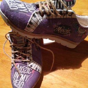 Goby size 8 women's shoe new never worn